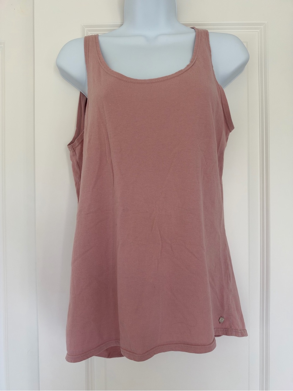 Fabletics Rose Tank Top - Sleeveless Scoop Neck